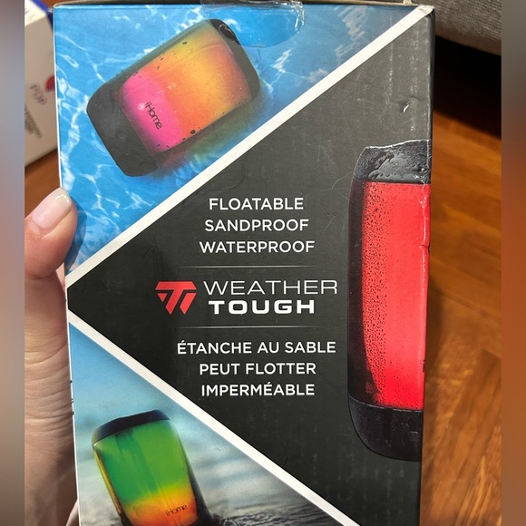 ✨host pick ✨ ihome Bluetooth portable speakers - Picture 3 of 7